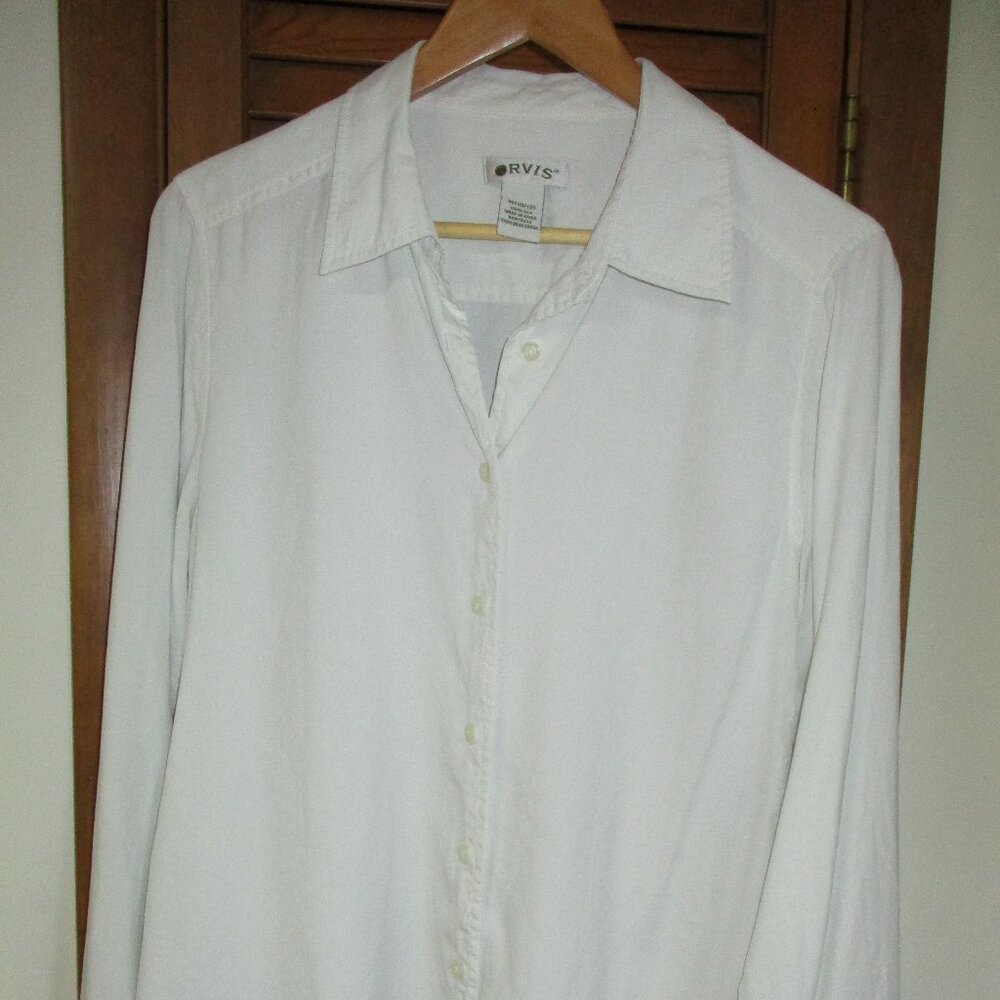 Women's Orvis Silk Blouse. Off White. medium.
